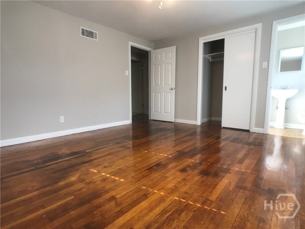 10609 Middleground Rd - Photo 5 of 10