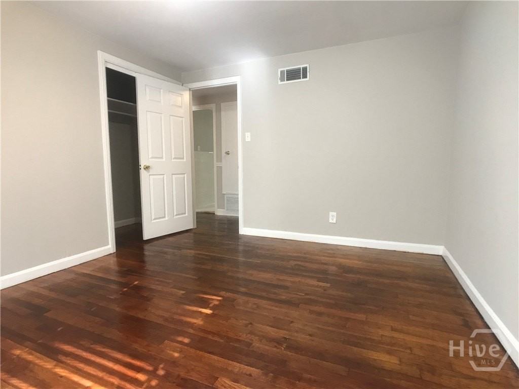 10609 Middleground Rd - Photo 7 of 10