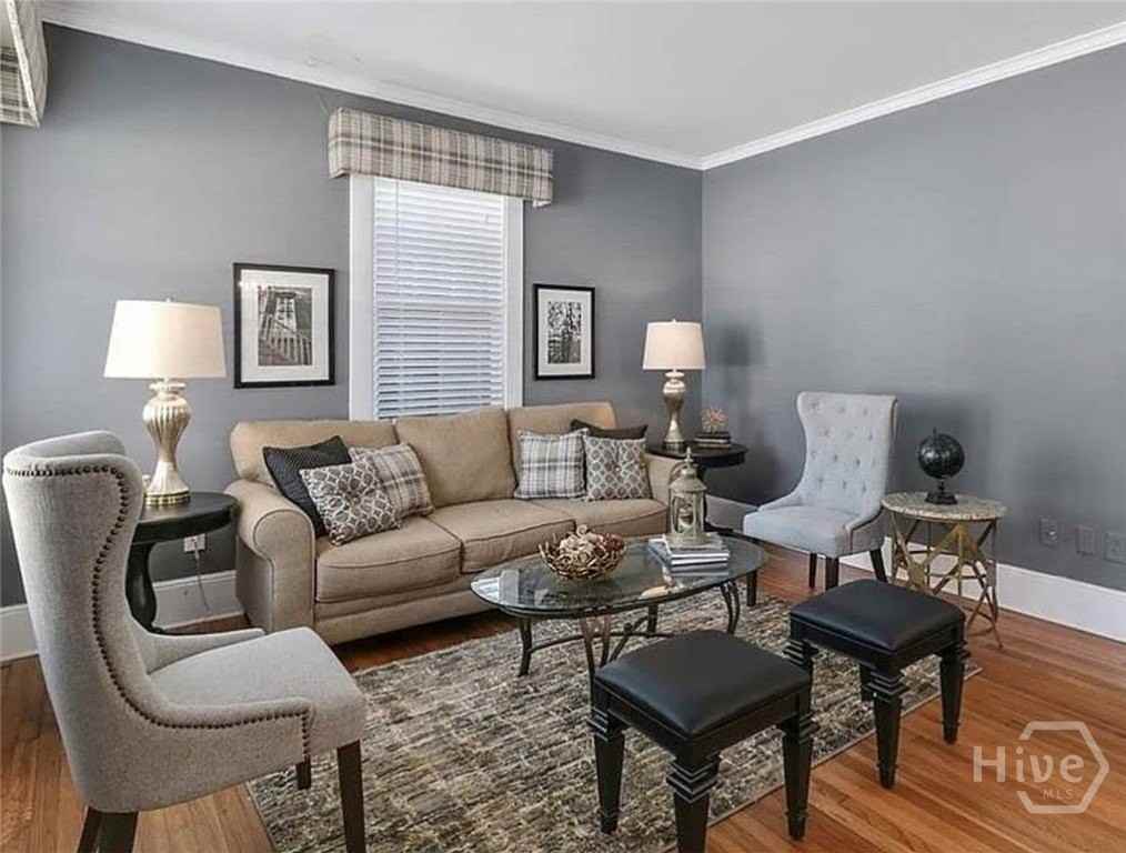 1507 E 51st St - Photo 7 of 28