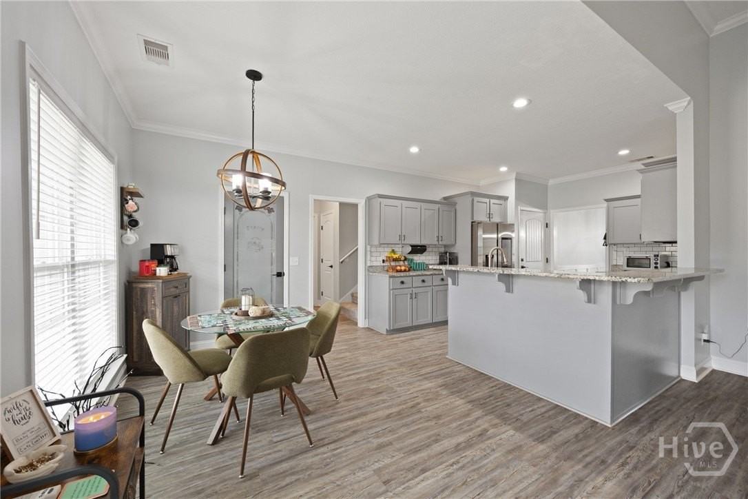 440 Rivercrest Dr - Photo 5 of 19