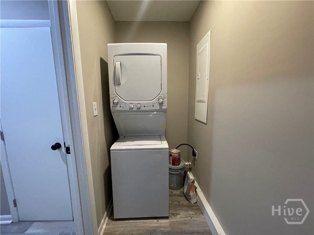 2033 E 41st St - Photo 7 of 13