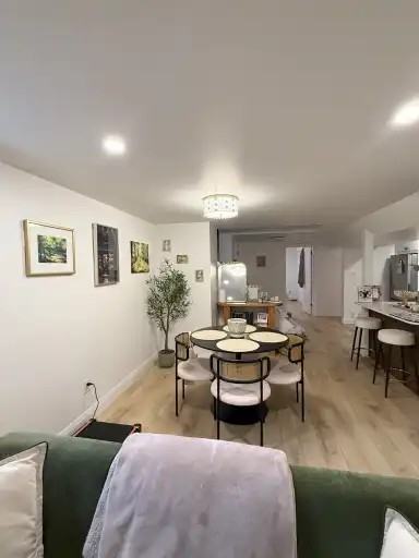 24 Wycliffe Cres #2 - Photo 5 of 11