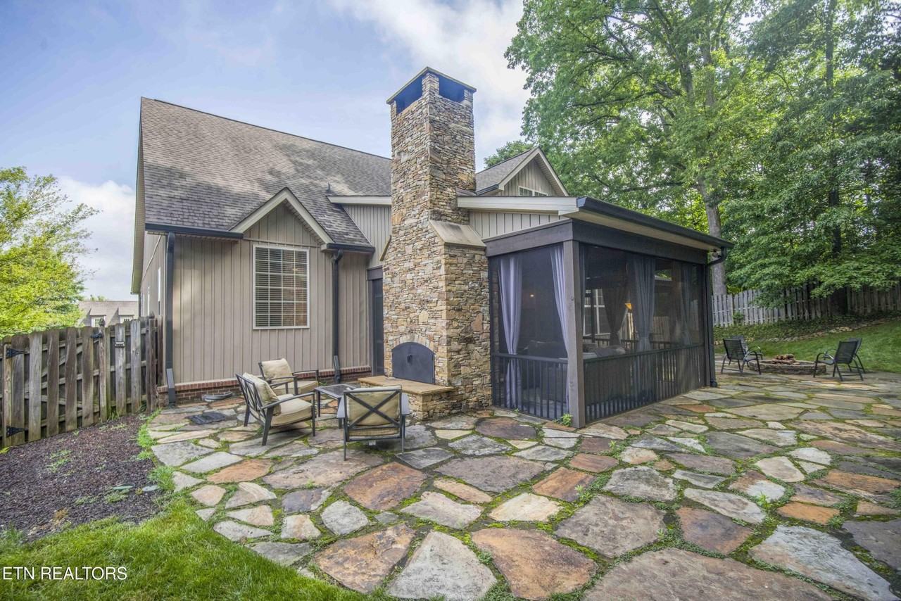 12940 Siena Ln - Photo 3 of 16