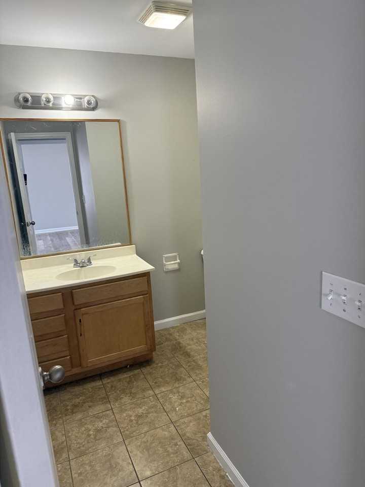 8003 Wilburn Way - Photo 7 of 11