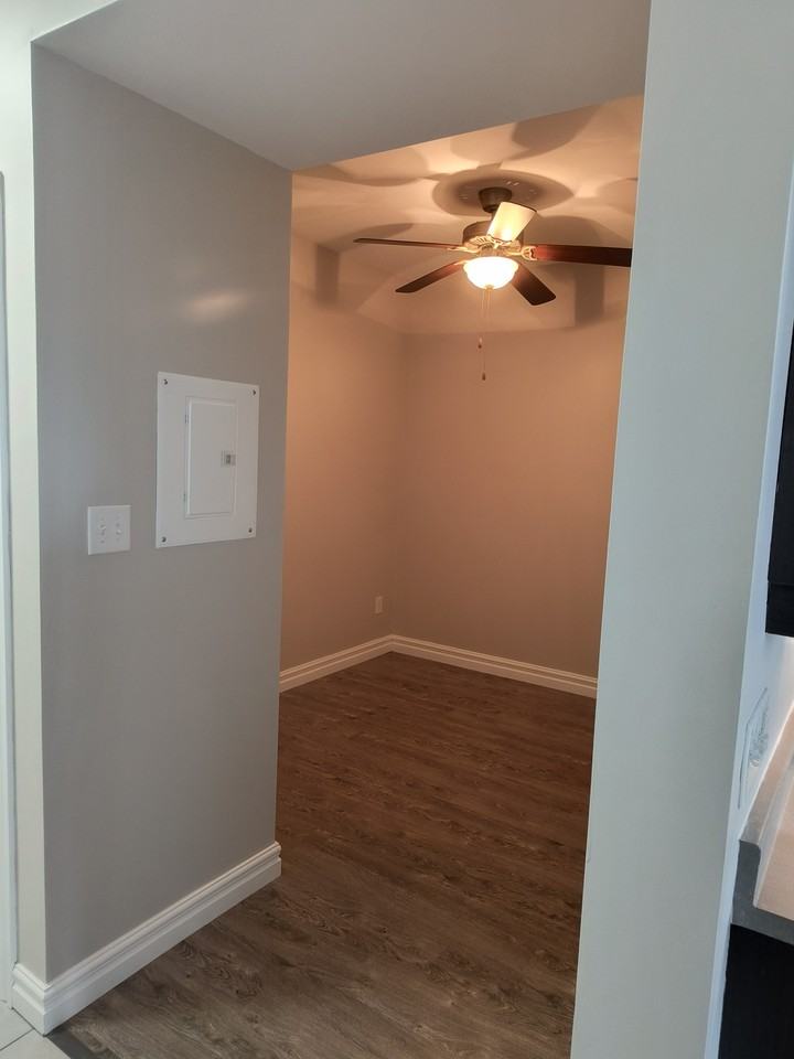 40 Flanders Court - Photo 4 of 10