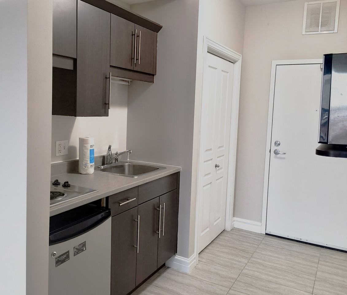 25 Flanders Court - Photo 2 of 8