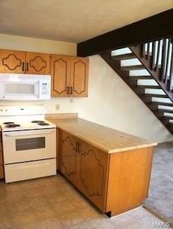 822 White Oak Dr #1 - Photo 4 of 9