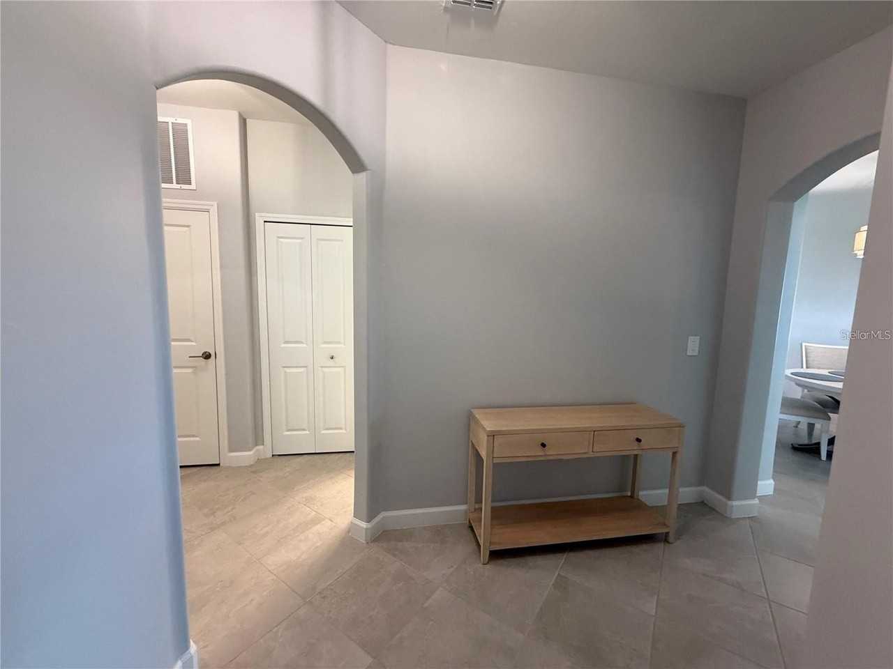 5514 Tidal Breeze Cv - Photo 4 of 47