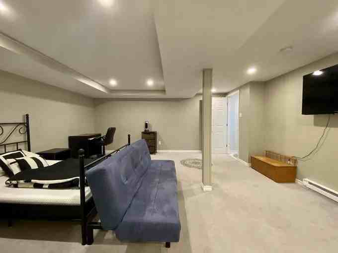 427 Main Street - Photo 3 of 11