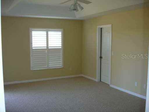 988 Cornell Ave - Photo 7 of 9