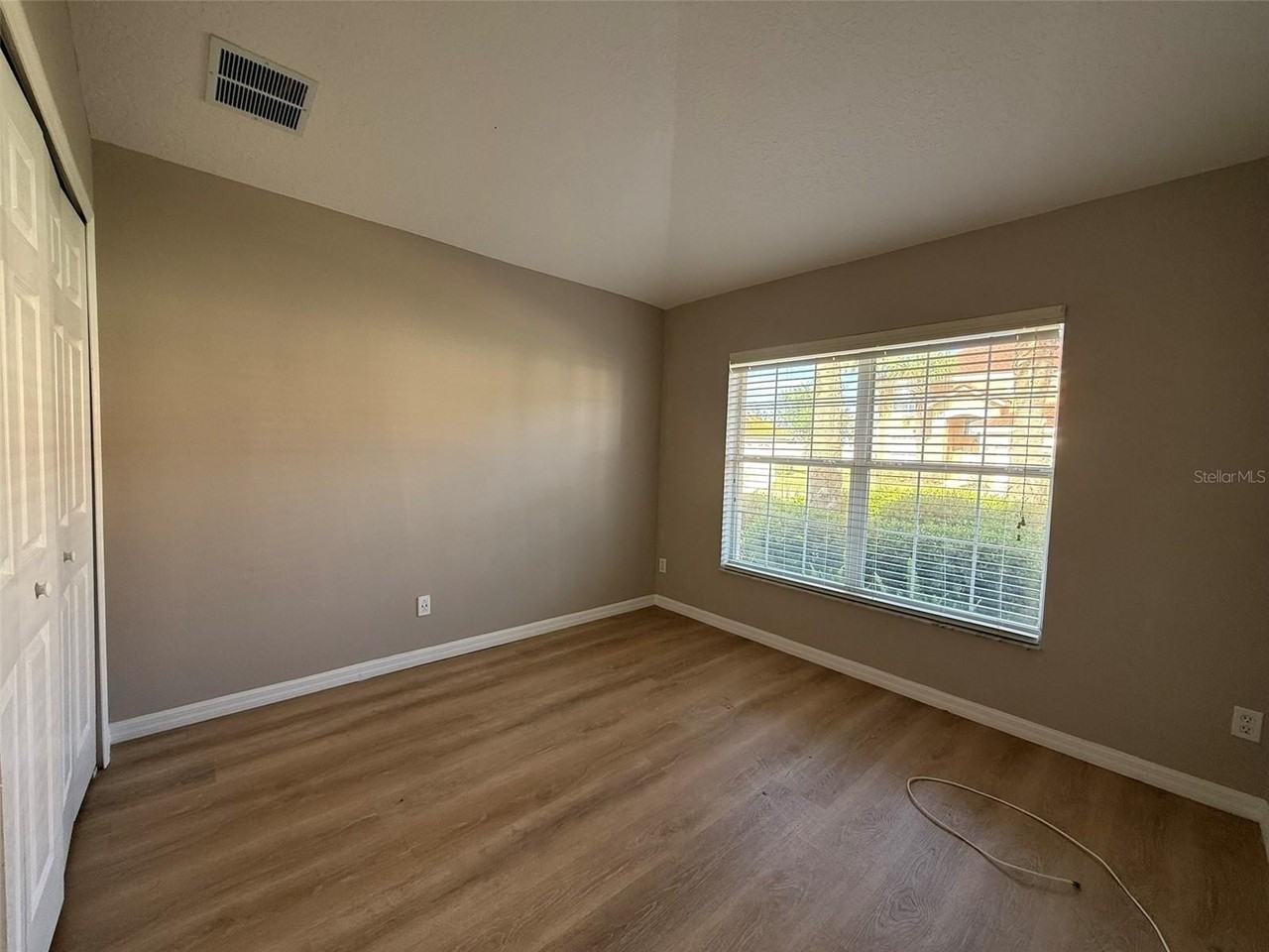 1153 Solana Cir - Photo 5 of 50