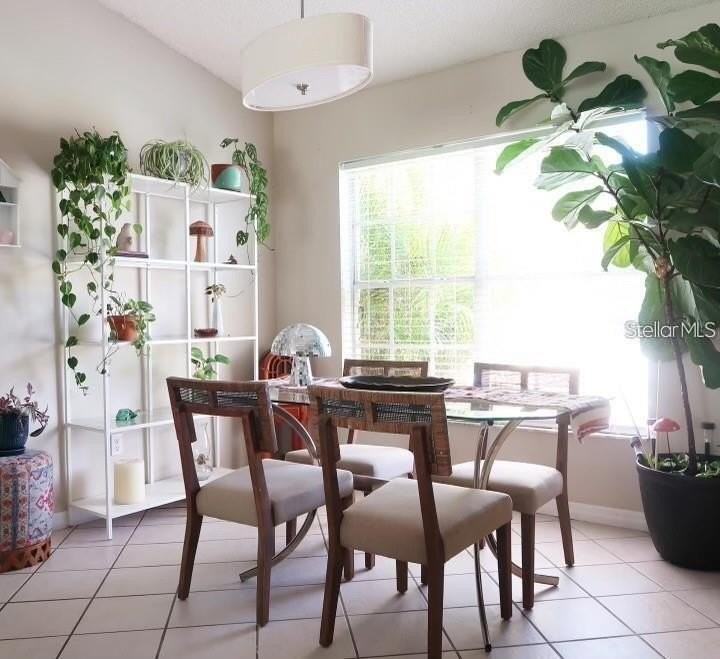 15640 Kensington Trl - Photo 4 of 12