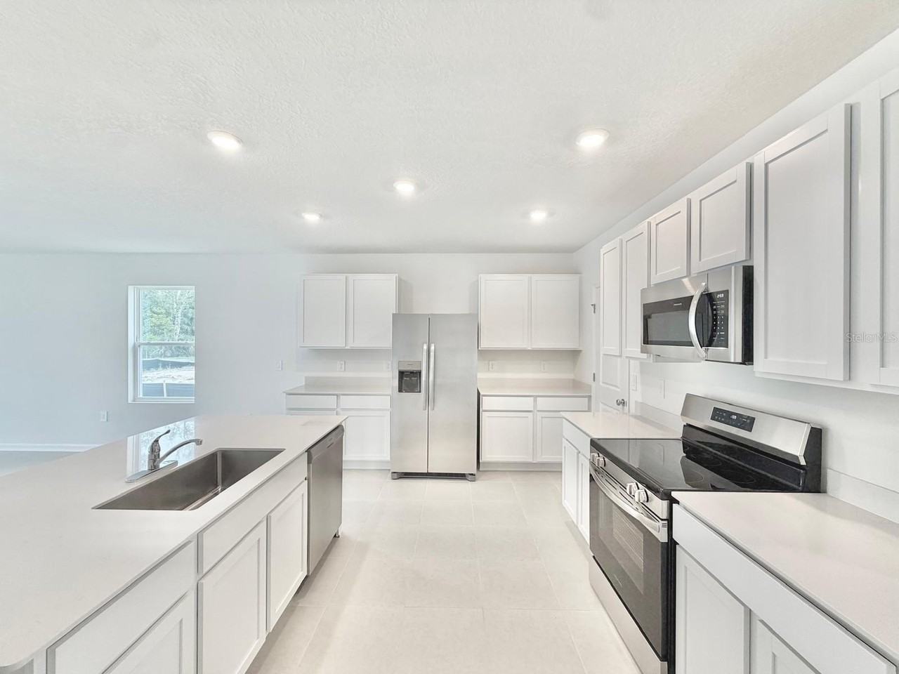 1517 Loxley Trl - Photo 6 of 38