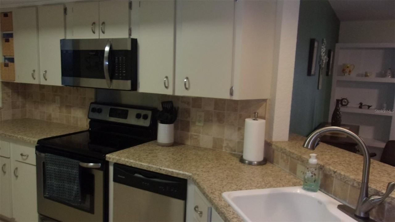 10821 Sw 83rd Ct - Photo 7 of 26