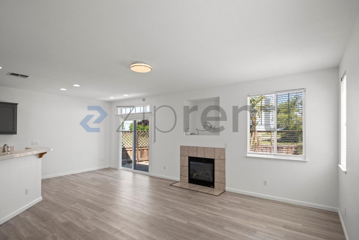 406 Cape May Ct - Photo 6 of 26