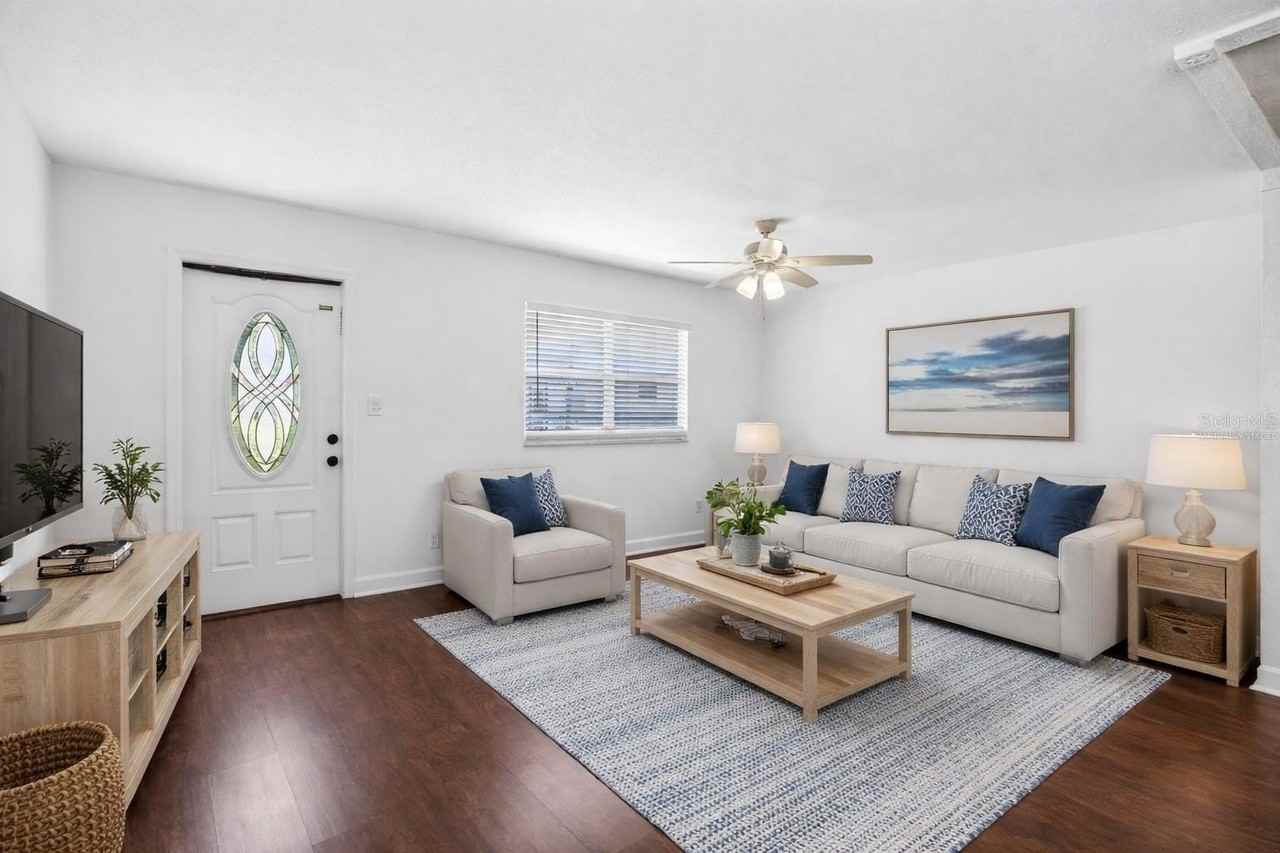 1801 Bedford Ln #27 - Photo 2 of 33