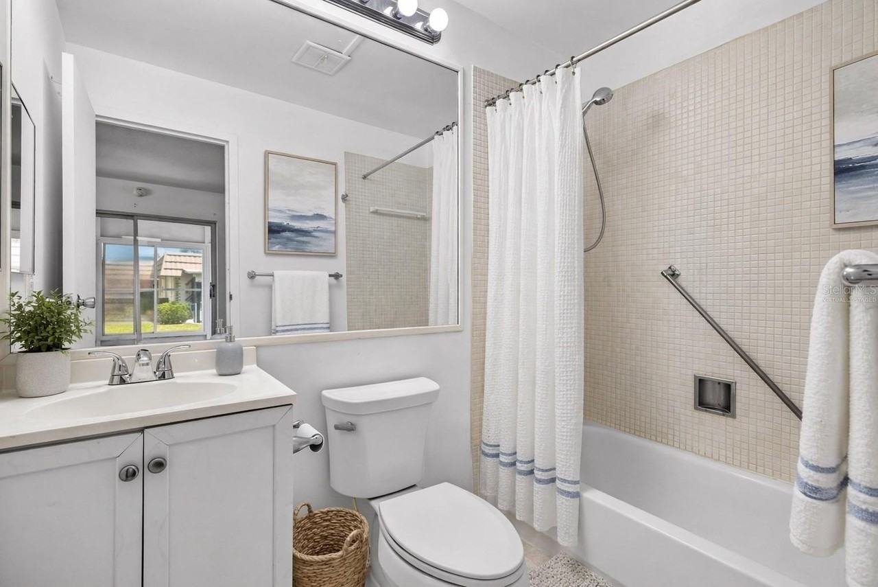 1801 Bedford Ln #27 - Photo 6 of 33