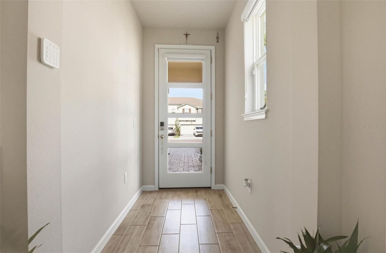 4220 Cloud Hopper Way - Photo 4 of 50