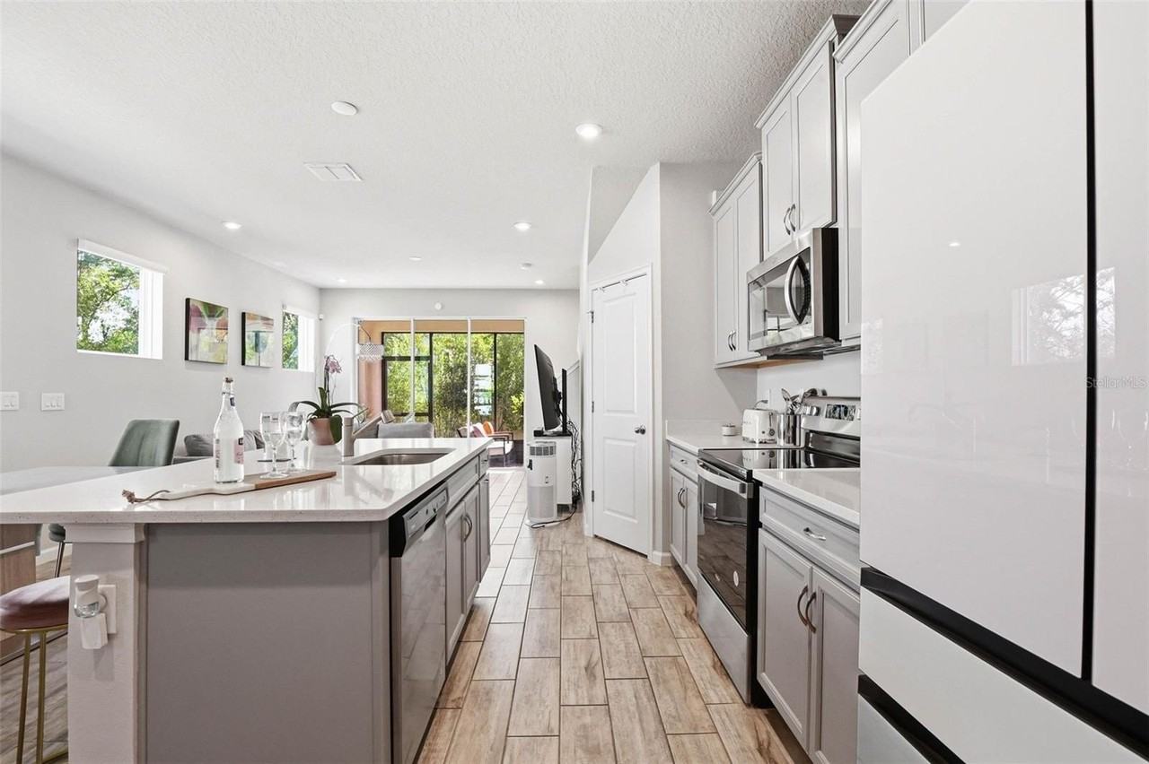 4220 Cloud Hopper Way - Photo 7 of 50