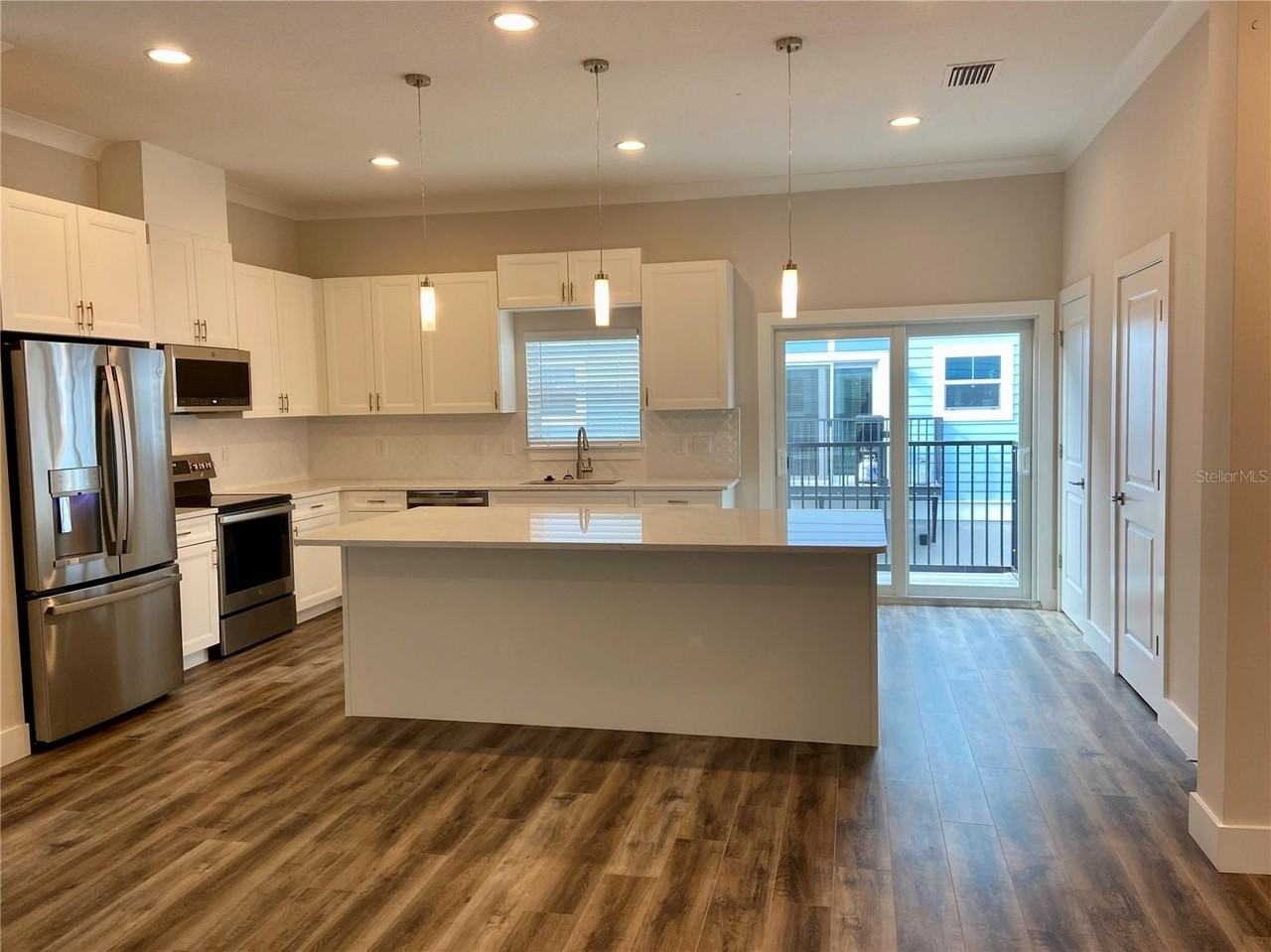 3126 W Azeele St #1 - Photo 6 of 17