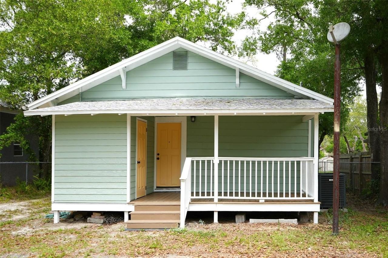 1221 E Osborne Ave - Photo 4 of 16