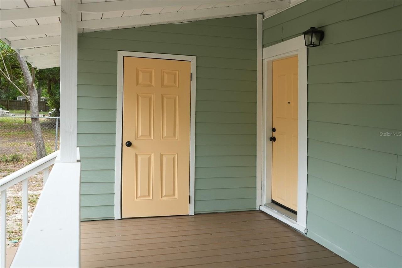 1221 E Osborne Ave - Photo 5 of 16