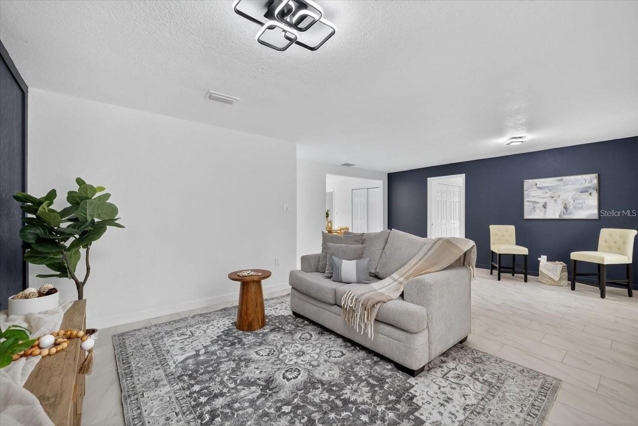 8609 Fish Lake Rd - Photo 3 of 22