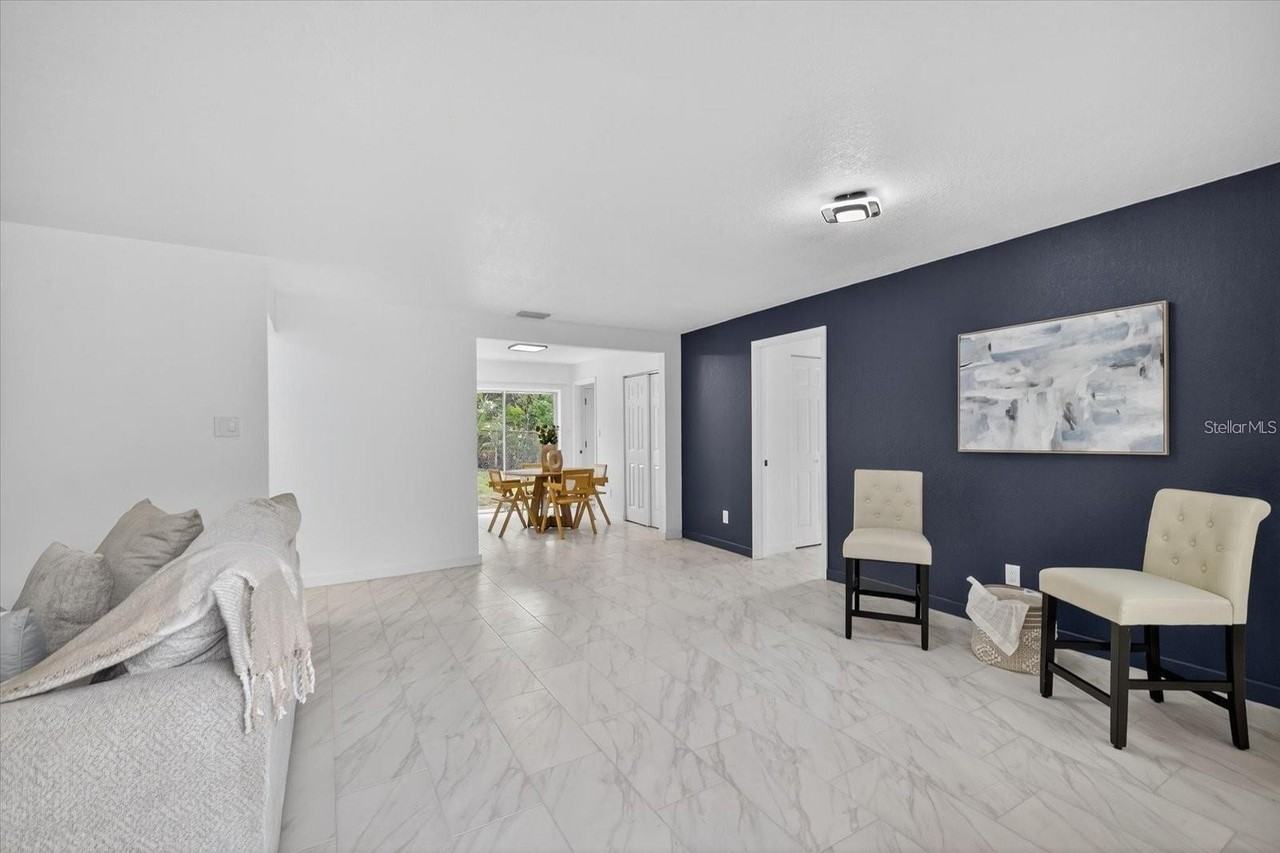 8609 Fish Lake Rd - Photo 5 of 22