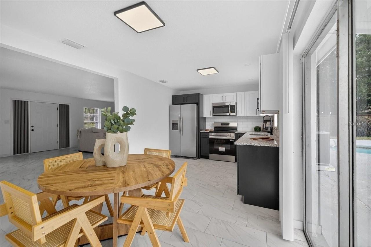 8609 Fish Lake Rd - Photo 6 of 22