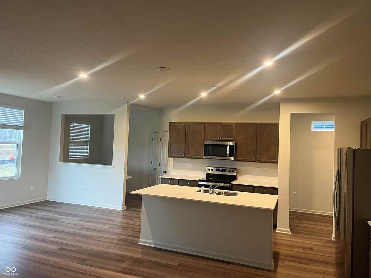 3340 Preakness St - Photo 5 of 28