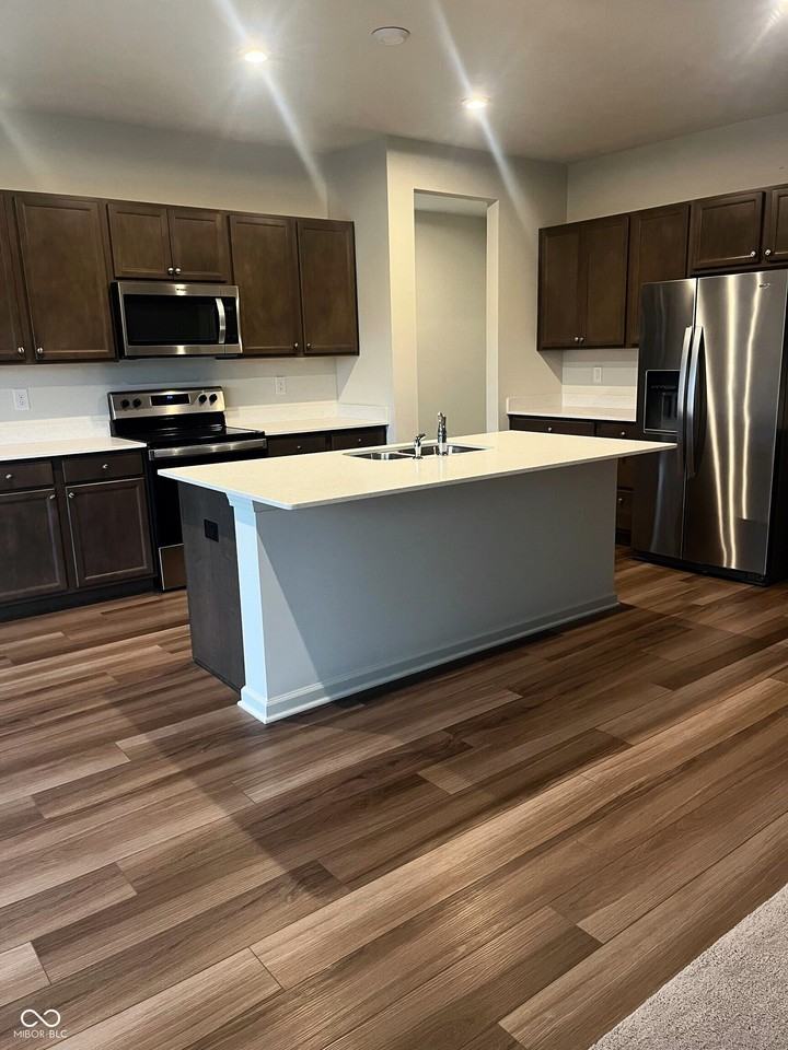 3340 Preakness St - Photo 7 of 28