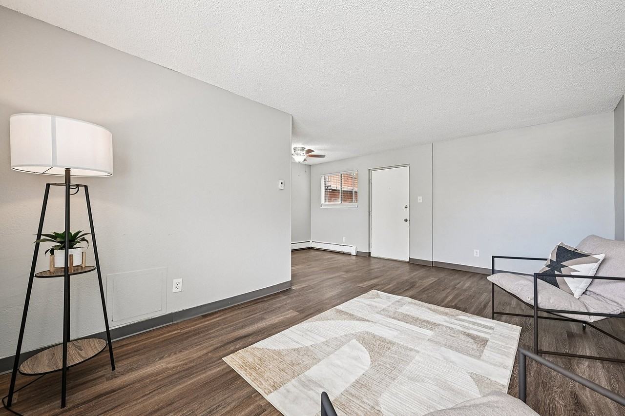 Saint Clair Apartments - Photo 3 of 42