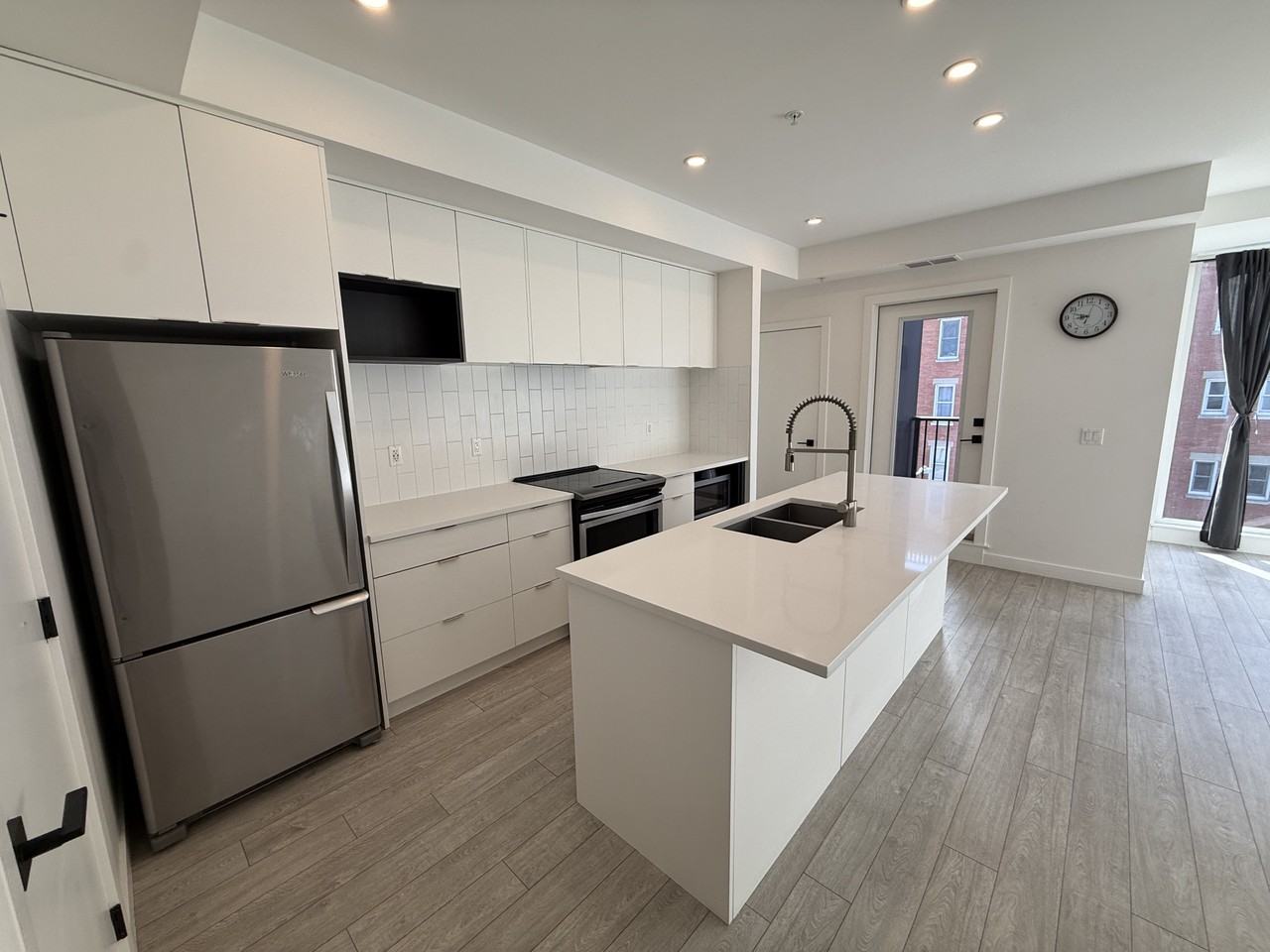 SWITCH Bloc - Photo 2 of 17