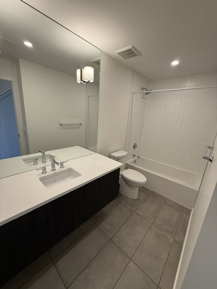 SWITCH Bloc - Photo 5 of 17