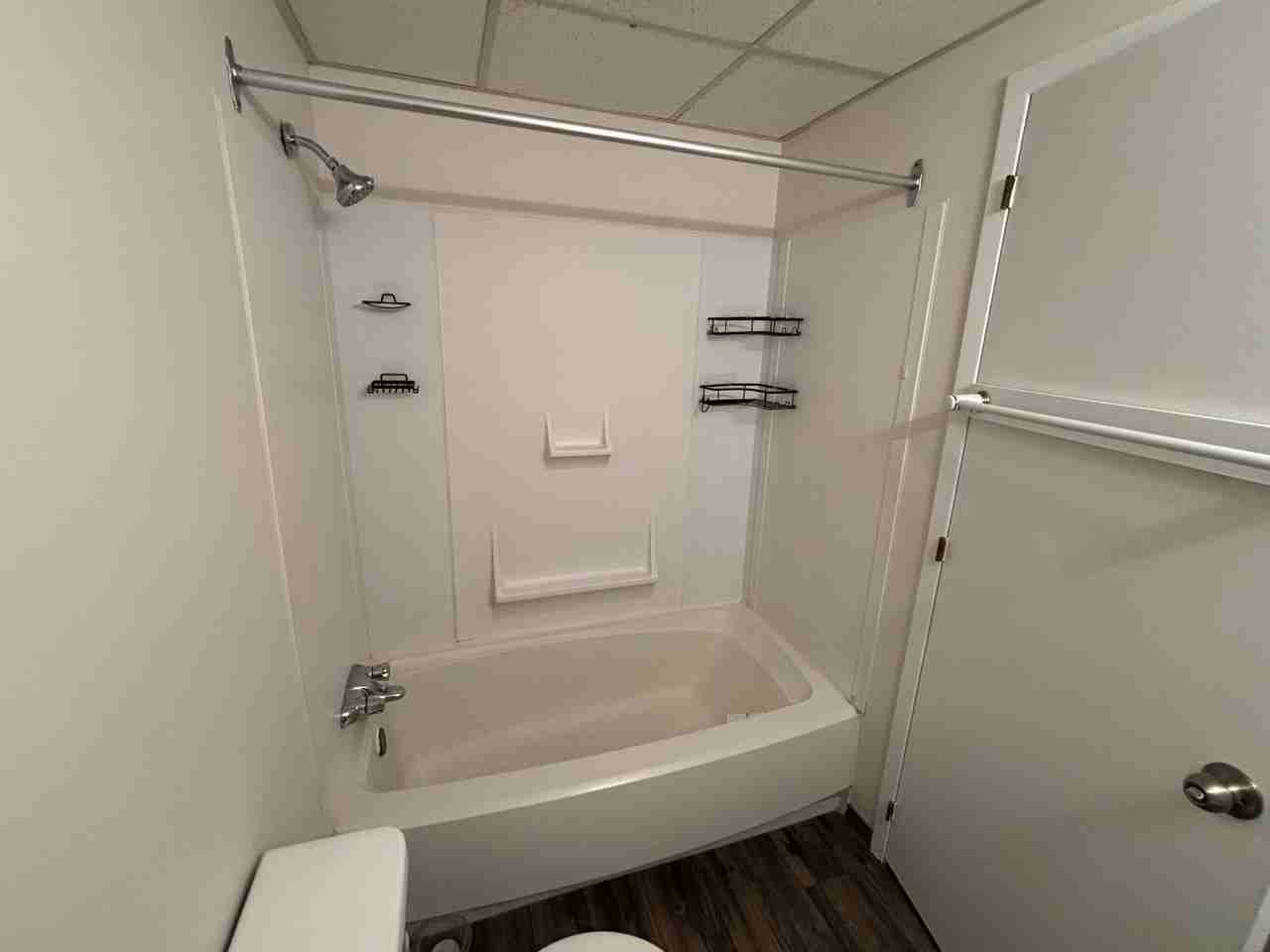 Charmarine East & West - Photo 7 of 9