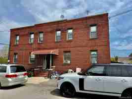 featured image of 433 4th St