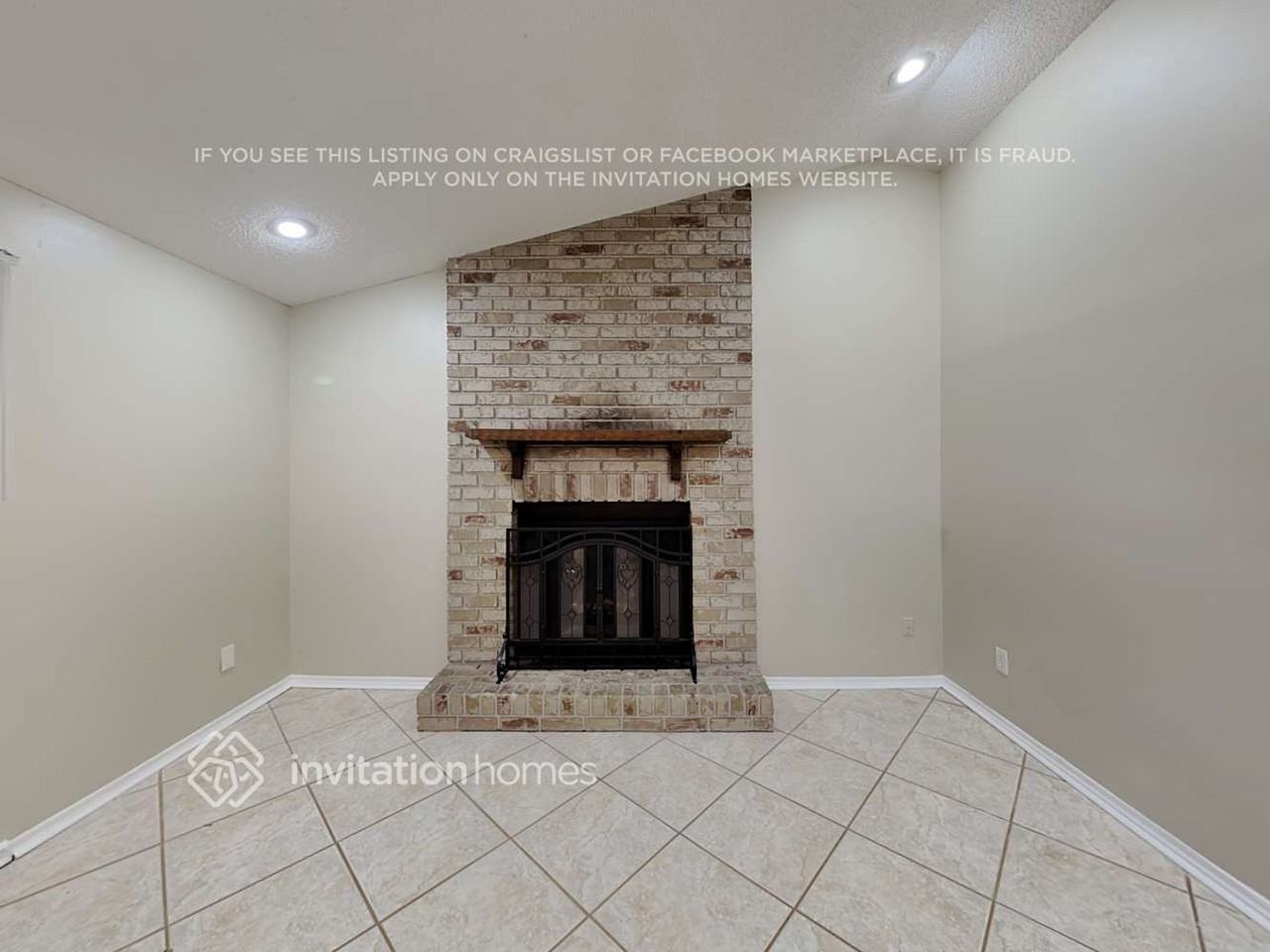 2316 Dunbury Ct - Photo 3 of 17