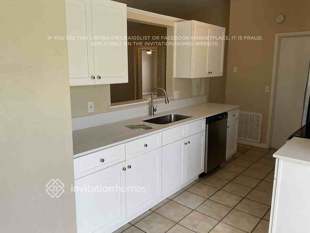2653 Dixie Ln - Photo 7 of 15