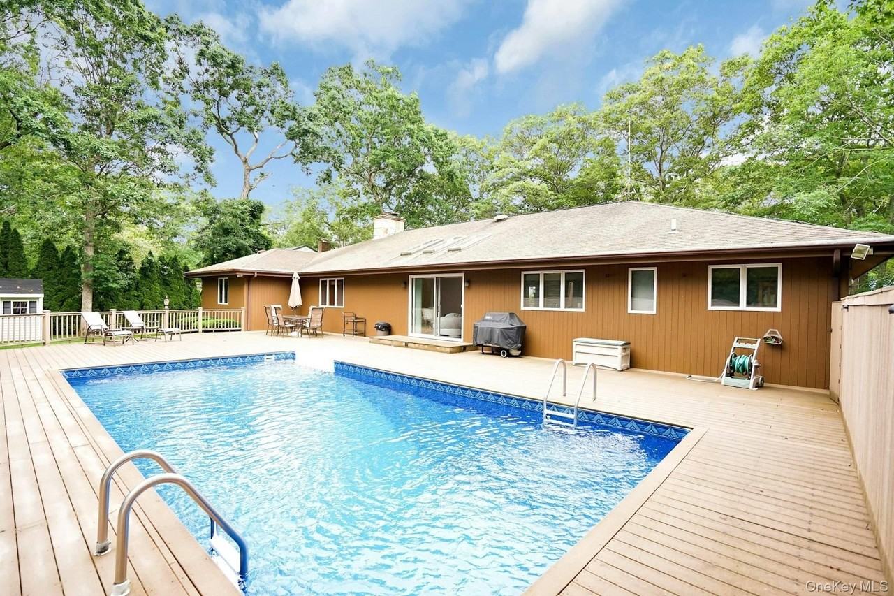 3 Harbor Rd - Photo 3 of 27