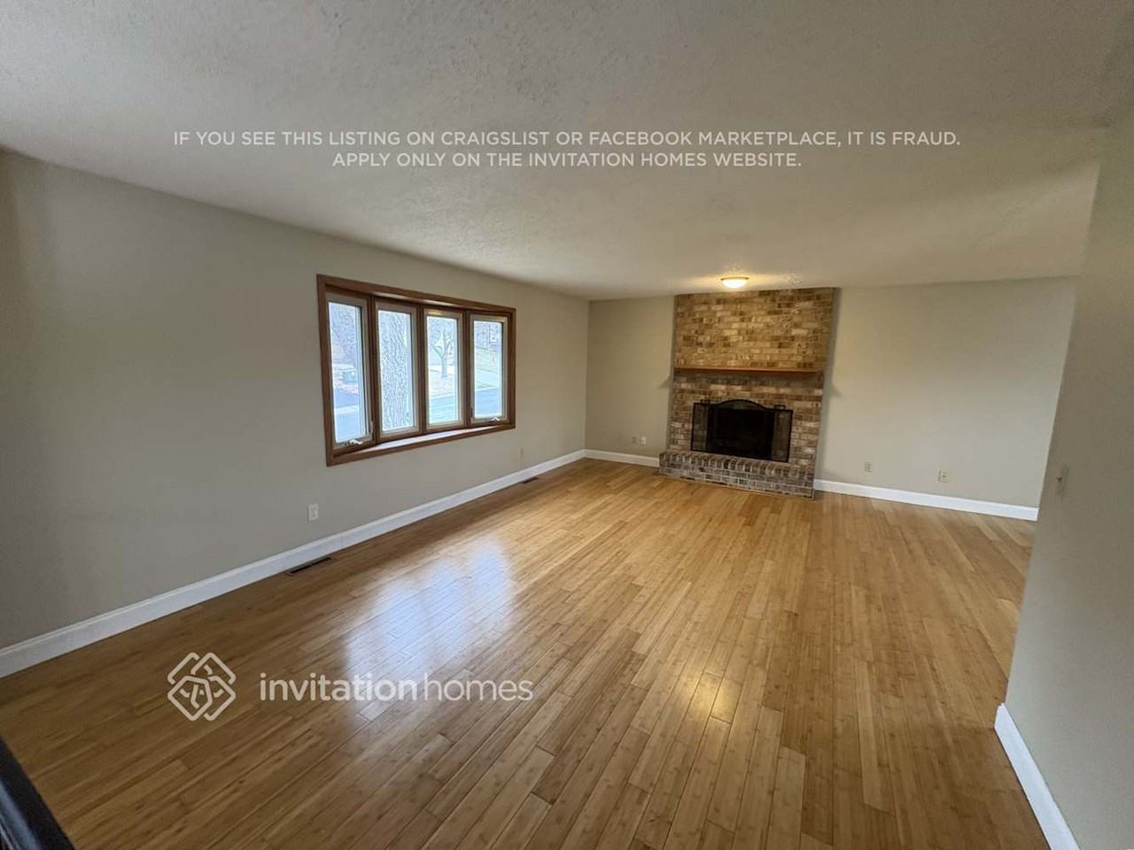 7897 Kingsview Ln N - Photo 5 of 21