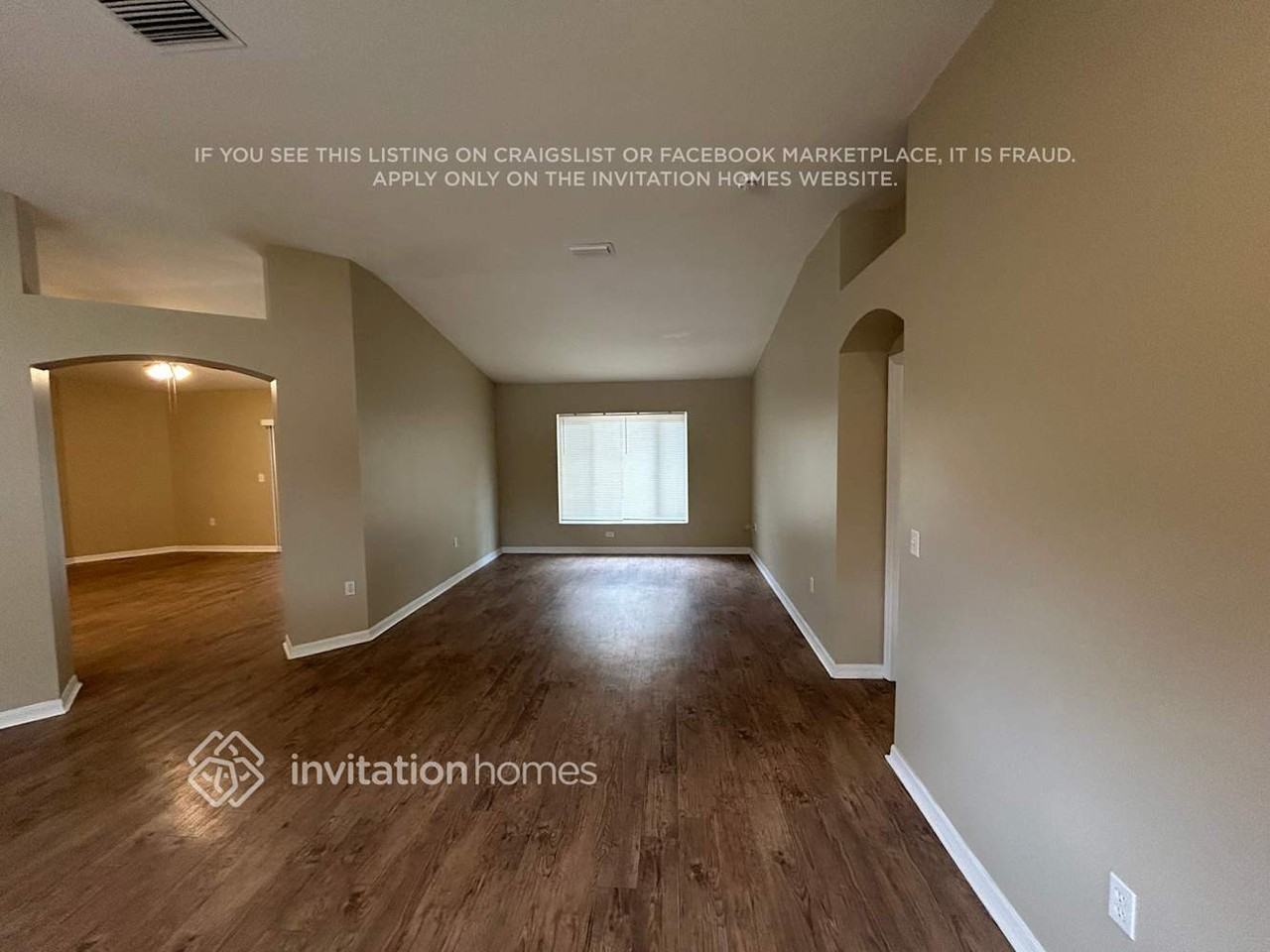3702 Treeline Dr - Photo 3 of 18