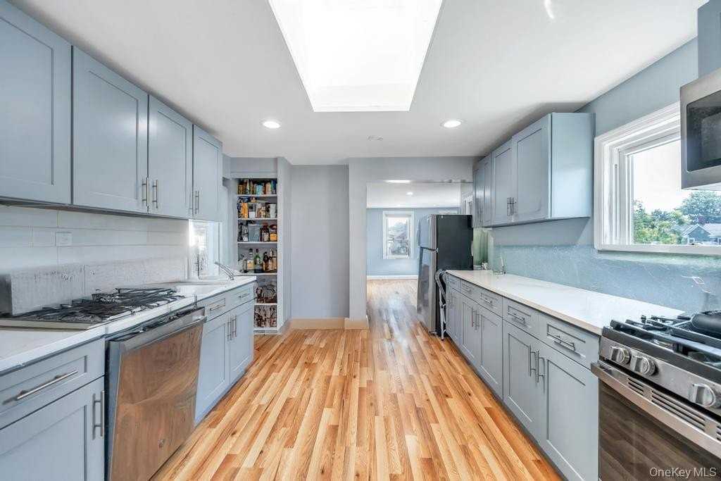 10 Harrison Ave - Photo 5 of 15