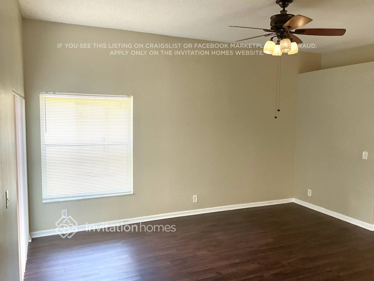 1928 Sw 177th Ave - Photo 3 of 16