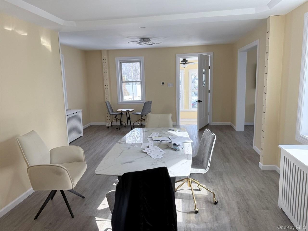 363 Hewlett Pkwy - Photo 6 of 12