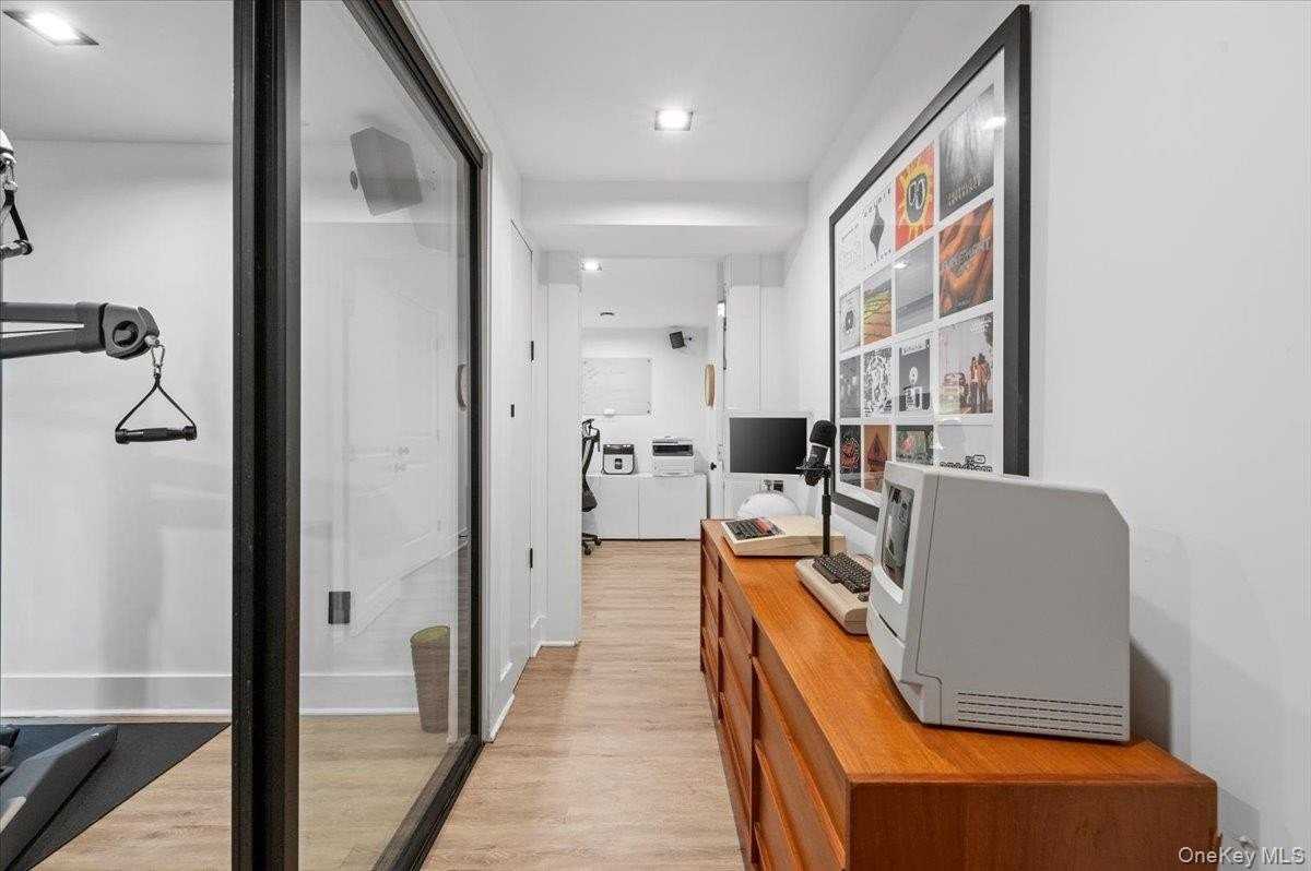 94 Hands Creek Rd - Photo 4 of 31