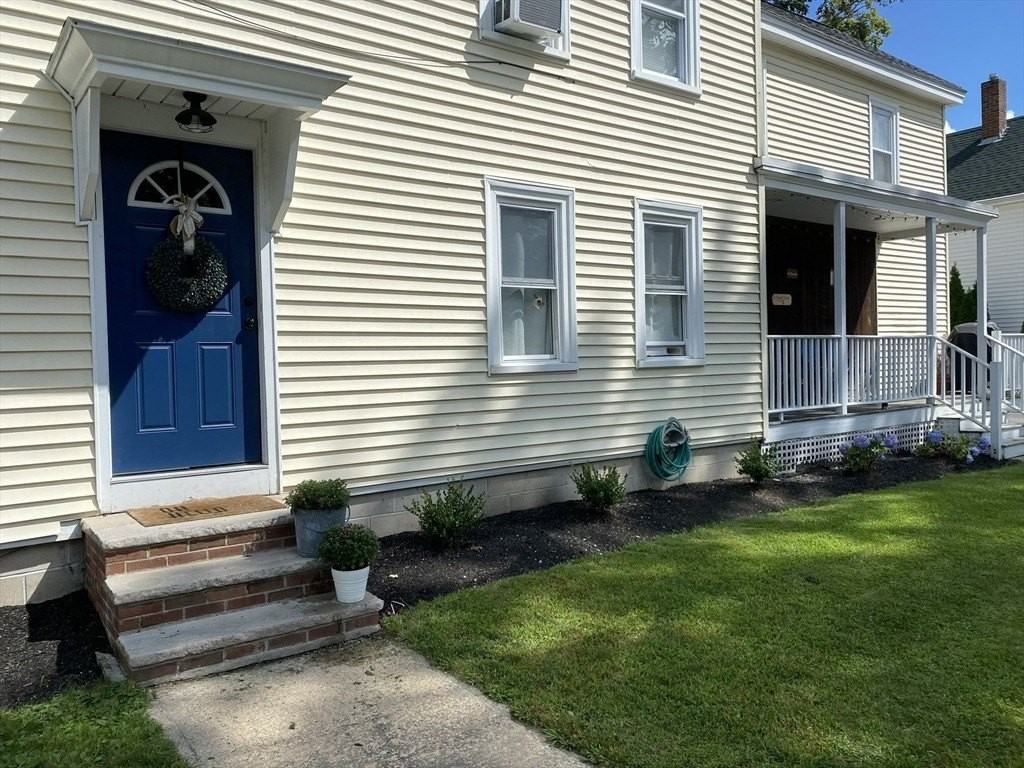 6 Pleasant St #4 - Photo 3 of 18