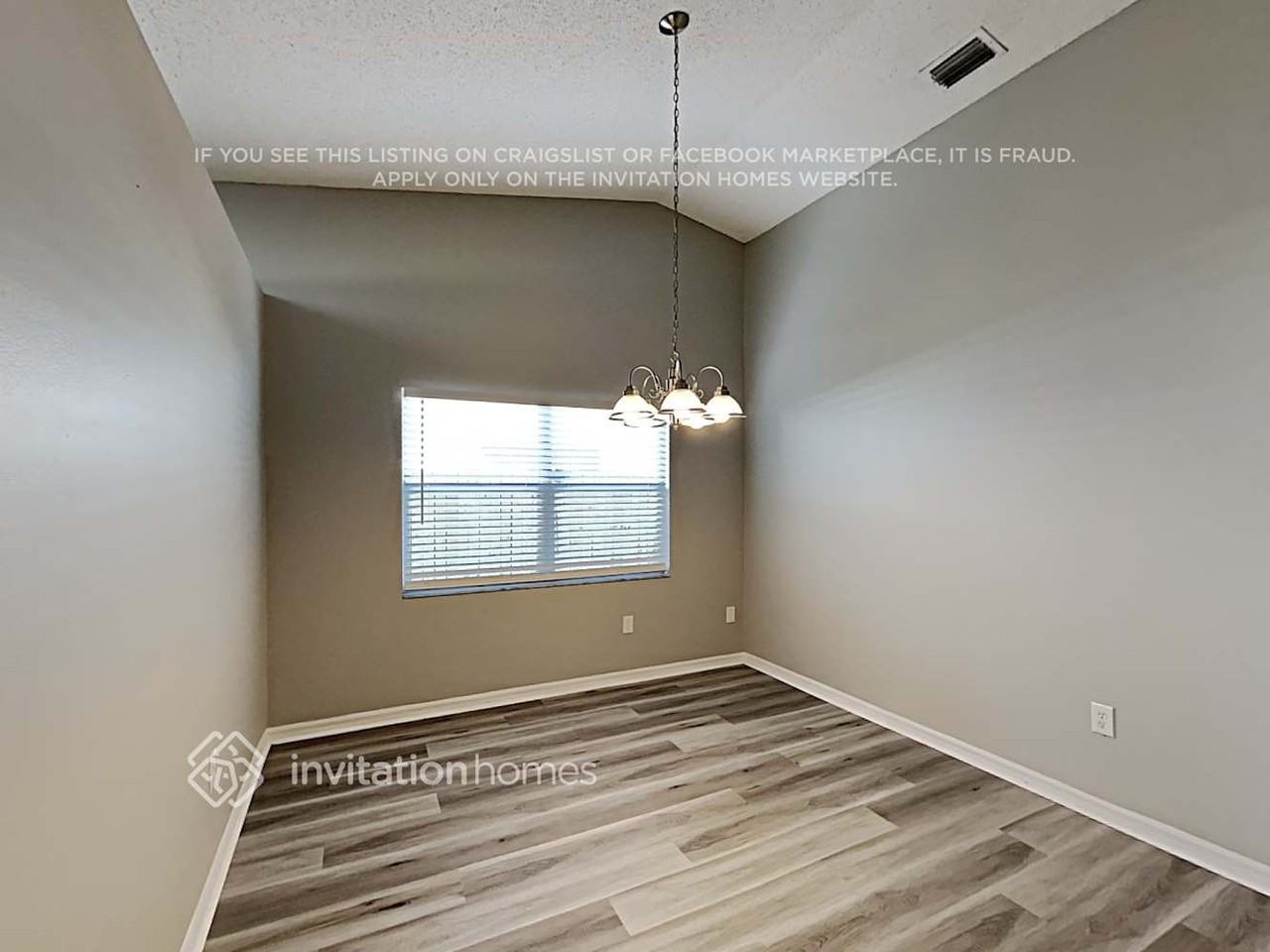 1216 Bloom Hill Ave - Photo 5 of 19