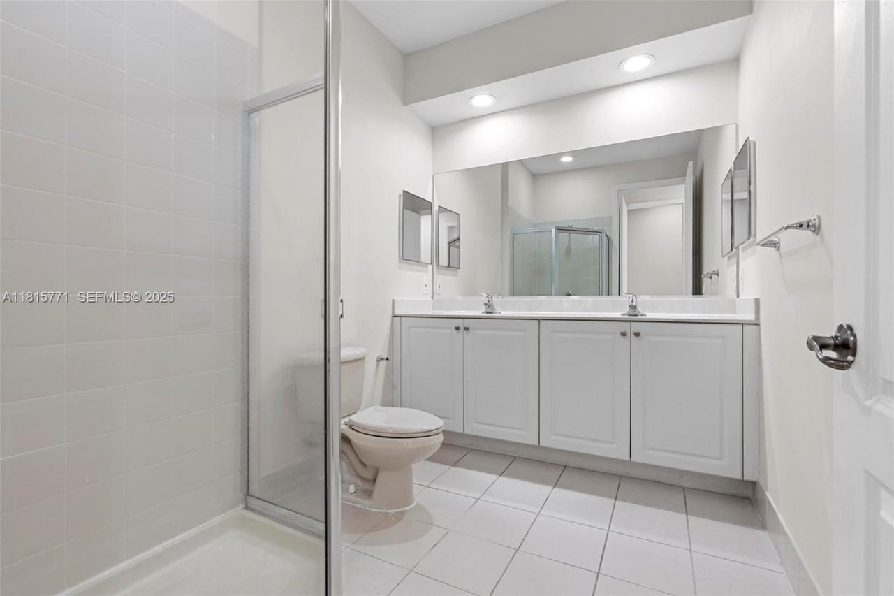 419 Southwest 147th Terrace #108 - Photo 2 of 25