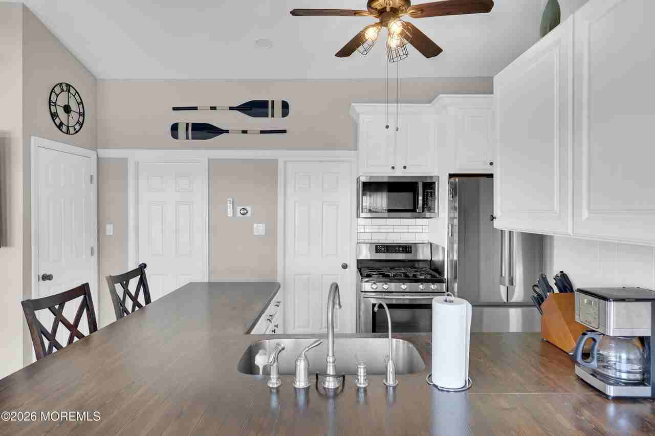 804 Harbor Rd - Photo 7 of 28