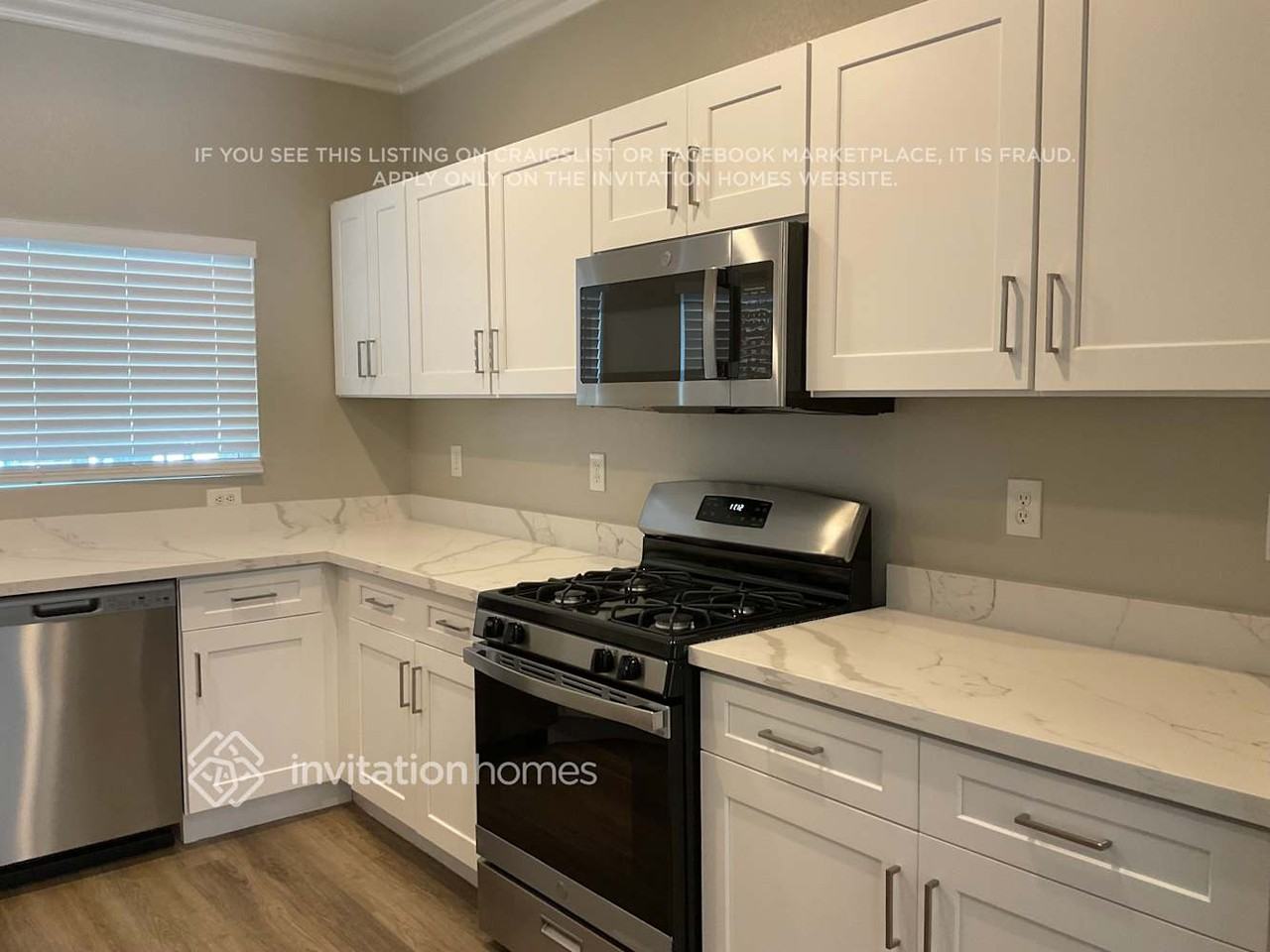 8861 Happy Stream Ave - Photo 5 of 17